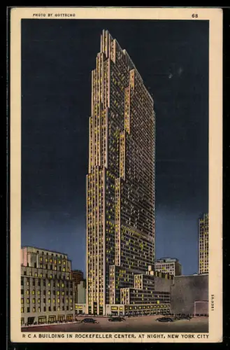 AK New York, NY, R C A Building in rockefeller Center at night
