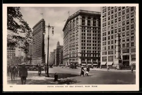 AK New York, NY, Fifth Avenue at 23rd Street