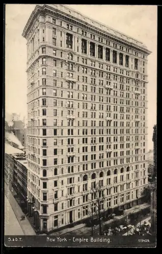 AK New York, NY, Empire Building