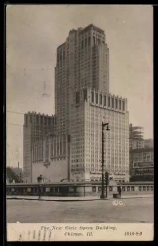 AK Chicago, IL, The New Civic Opera Building