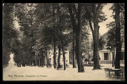 AK Bad Pyrmont, Hauptallee mit Theater