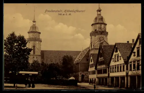 AK Freudenstadt, Marktplatz mit Stadtkirche und historischen Gebäuden