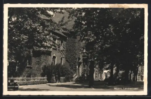 AK Moers, Landratsamt