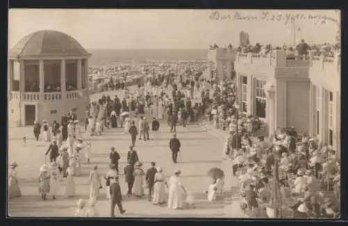 Foto-AK Borkum, Promenade und Strand