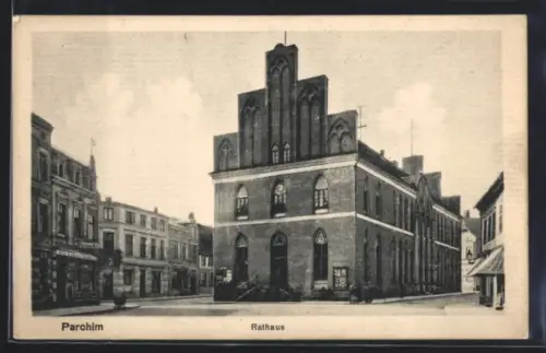 AK Parchim, Marktplatz mit Rathaus und Hotel Parchimer Hof