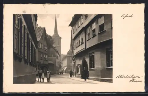 AK Erfurt, Allerheiligen-Strasse mit Blick auf die Kirche
