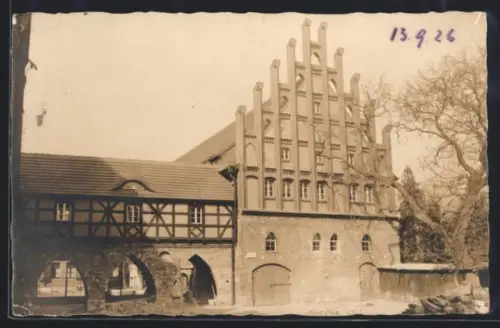 Foto-AK Jüterbog, Ansicht vom Marienkloster 1926