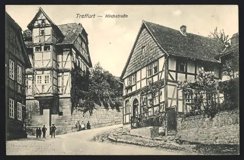 AK Treffurt, Kirchstrasse mit Fachwerkhäusern