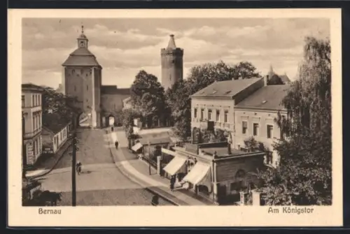 AK Bernau / Mark, Strassenpartie am Königstor