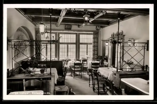 AK Rüdesheim /Rh., Gasthaus Ewige Lampe, Drosselgasse, Innenansicht