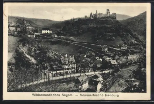 AK Isenburg /Sayntal, Teilansicht mit Strassenpartie, Im Hintergrund Kirche und Ruine