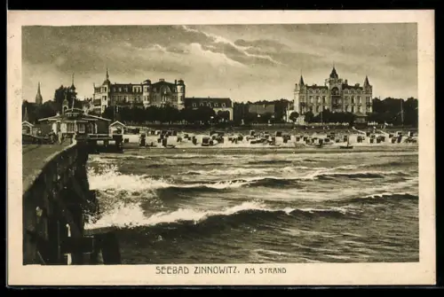 AK Zinnowitz, Am Strand, Panorama mit Seebrücke