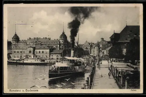 AK Konstanz a. Bodensee, Hafen, Dampfschiffe, Uferpromenade, Panorama