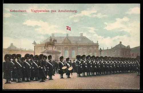 AK Kobenhavn, Vagtparaden paa Amalienborg