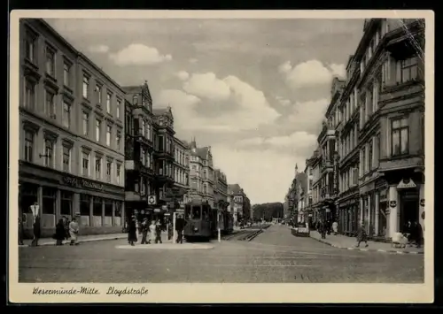 AK Wesermünde-Mitte, Lloydstrasse mit Cafe National und Strassenbahn