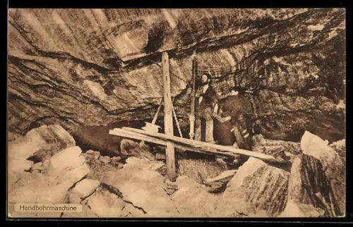 AK Bergarbeiter mit einer Handbohrmaschine bohren nach weiteren Salzquellen