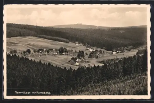 AK Tellerhäuser /Sa., Gesamtansicht mit Fichtelberg