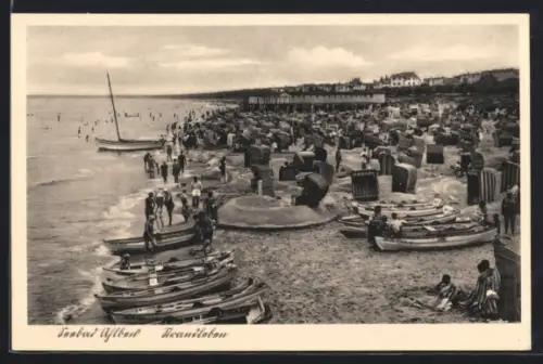 AK Travemünde, Strand, Boote, Badegäste, Ortspanorama