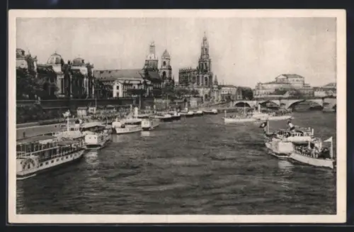 AK Dresden, Elbufer, Dampfschiffe, Hofkirche, Augustusbrücke