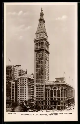 AK New York, NY, Metropolitan Life Building
