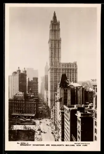 AK New York, NY, Broadway Downtown and Woolworth Building