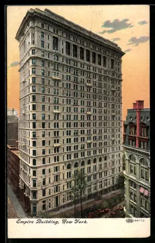 AK New York, NY, View of the Empire Building