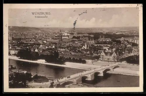 AK Würzburg, Totalansicht mit Brücke aus der Vogelschau
