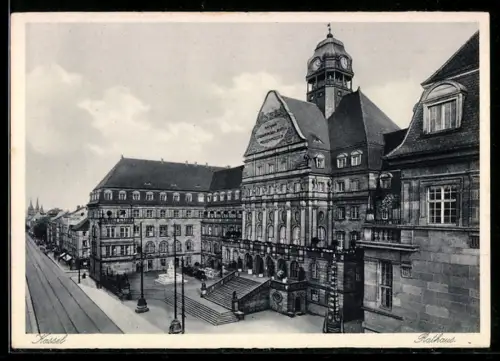 AK Kassel, Rathaus mit Strasse aus der Vogelschau
