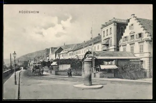 AK Rüdesheim, Strassenpartie mit Gasthaus zur Krone