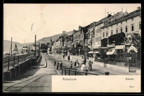 AK Rüdesheim, Rheinstrasse mit Geschäften
