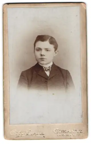 Fotografie Atelier Germania, Chemnitz, Zwickauer Strasse 2, Portrait eines Jungen