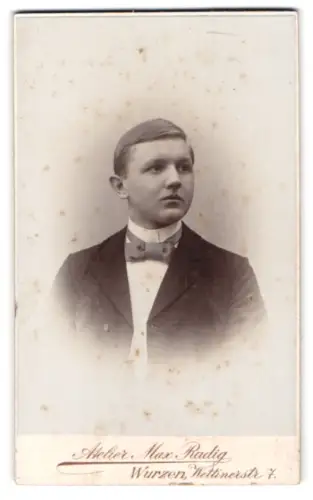 Fotografie Max Radig, Wurzen, Wettinerstr. 7, Porträt eines jungen Mannes