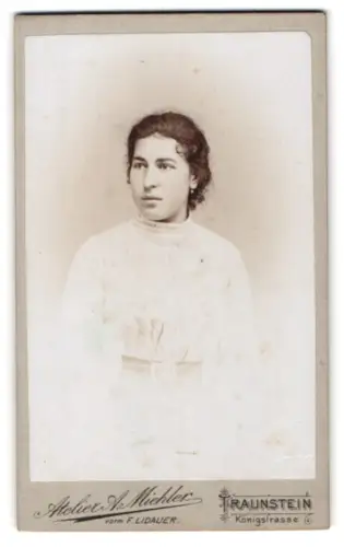 Fotografie Anton Miehler, Traunstein, Königstrasse 6, Porträt einer jungen Frau