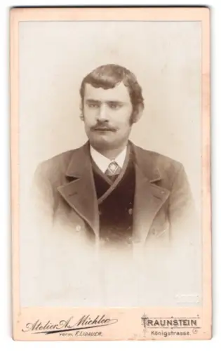 Fotografie Anton Miehler, Traunstein, Königstrasse 6, Porträt eines Herren