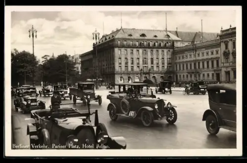 AK Berlin, Berliner Verkehr, Hotel Adlon am Pariser Platz