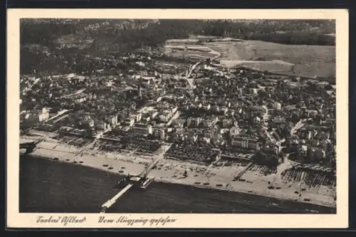 AK Ahlbeck, Vom Flugzeug aus gesehen, Strand, Seebrücke