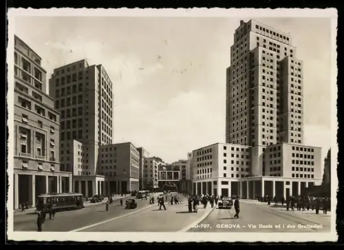 AK Genova, Via Dante et i due Grattacieli, Ortspartie mit Strassenbahn
