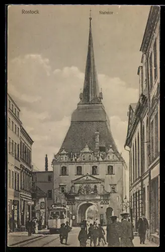 AK Rostock, Steintor mit Strassenbahn