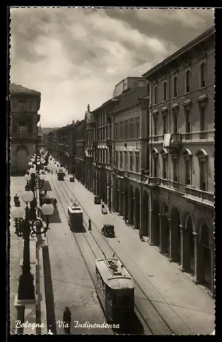AK Bologna, Via Indipendenzia, Strassenbahn