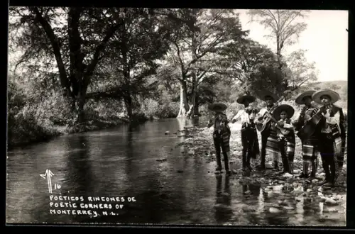 AK Monterrey, Poetic Corners