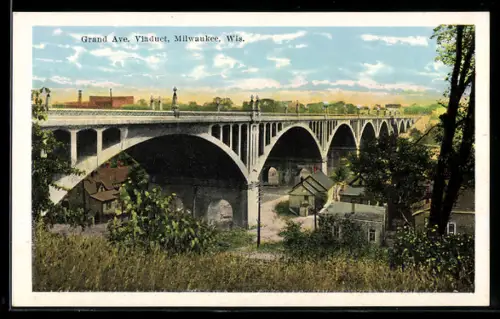 AK Milwaukee, WI, Grand Avenue, Viaduct