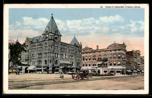 AK Piqua, OH, Public Square