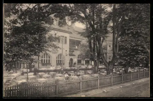 AK Berlin-Grunewald, Gasthaus Königliches Forsthaus Paulsborn, Ansicht vom Garten