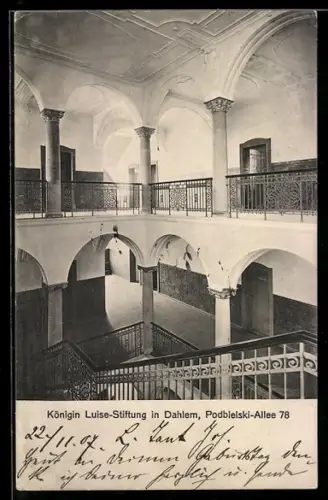 AK Berlin-Dahlem, Königin Luise-Stiftung, Podbielski-Allee 78, Innenansicht Treppenhaus