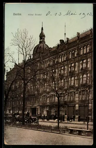 AK Berlin, Hôtel Bristol, Strassenansicht