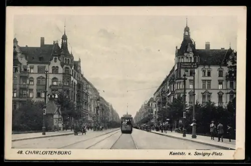 AK Berlin-Charlottenburg, Kantstrasse vom Savigny-Platz mit Strassenbahn