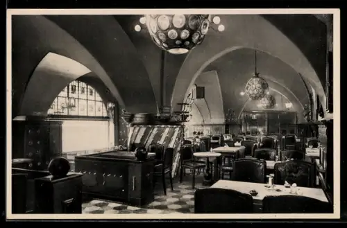 AK Berlin-Charlottenburg, Haus Wilhelmshallen am Zoo, Abteilung Bräustübl, Inh. Dir. Richard Klempt, Innenansicht