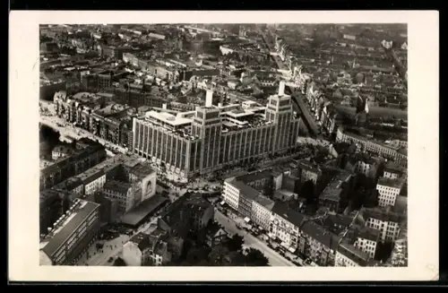 AK Berlin-Neukölln, Karstadt AG am Hermannplatz, Luftaufnahme