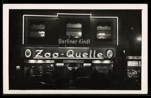 AK Berlin-Charlottenburg, Gasthof Zoo-Quelle bei Nacht