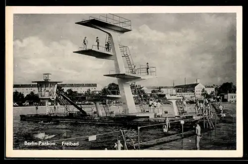 AK Berlin-Pankow, Sprungturm im Freibad